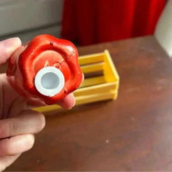 5/$25 plastic APPLE and  pickle salt and pepper 1960 shaker set - Picture 4 of 8